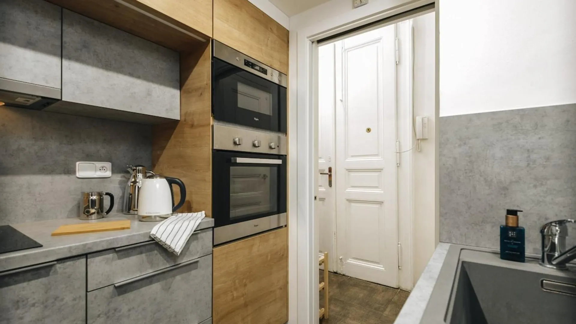 Cozy & Comfortable Apt Walking Anywhere You Want Sen Praga República Checa
