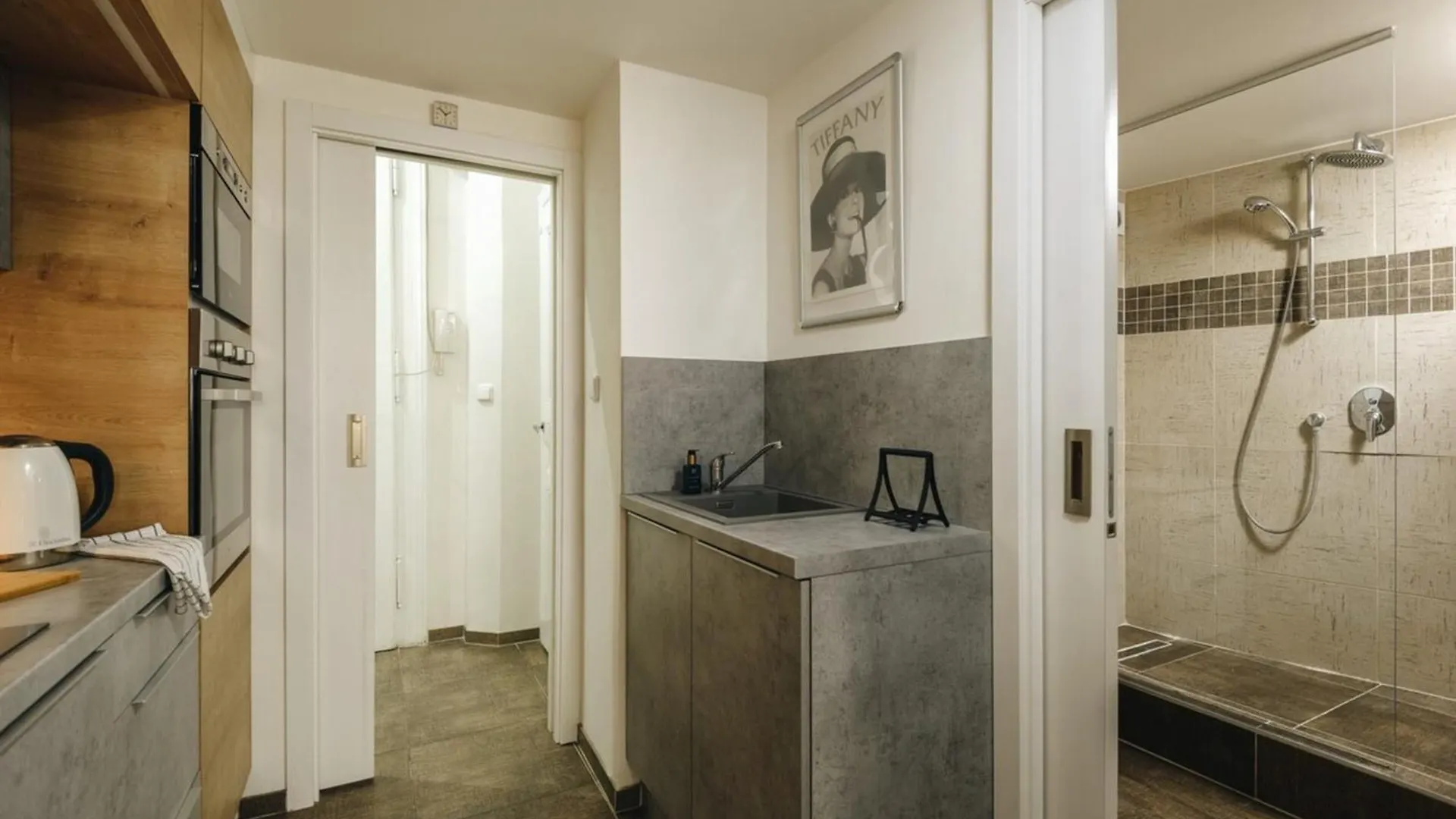 Cozy & Comfortable Apt Walking Anywhere You Want Sen Praga Apartamento